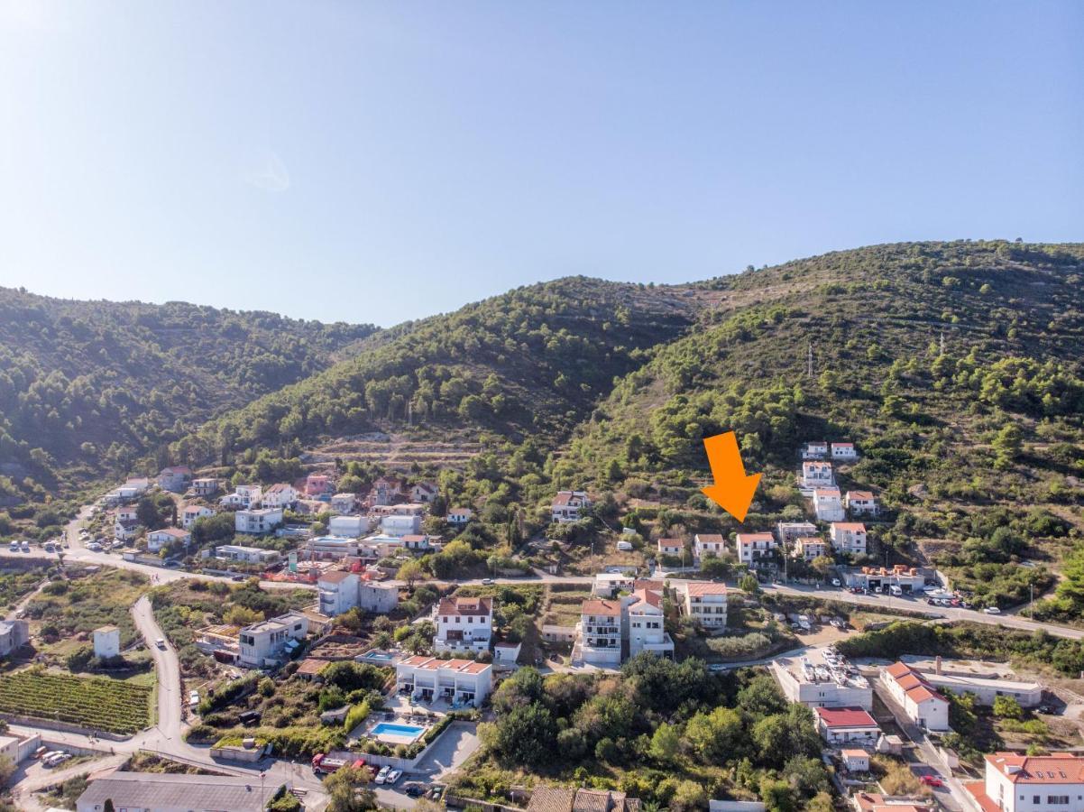 Apartments Jaksa Βις Εξωτερικό φωτογραφία